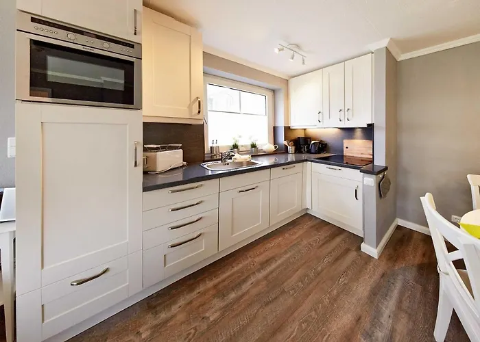 Tra7d Kossmann * Niendorf (Timmendorfer Strand)